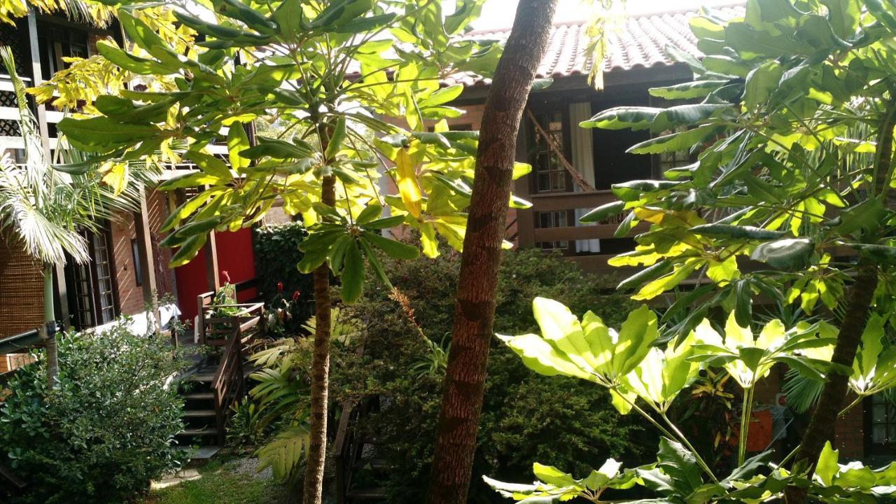 Pousada Além do Jardim Praia do Rosa Exterior foto